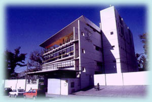 industria3.jpg (17126 bytes)